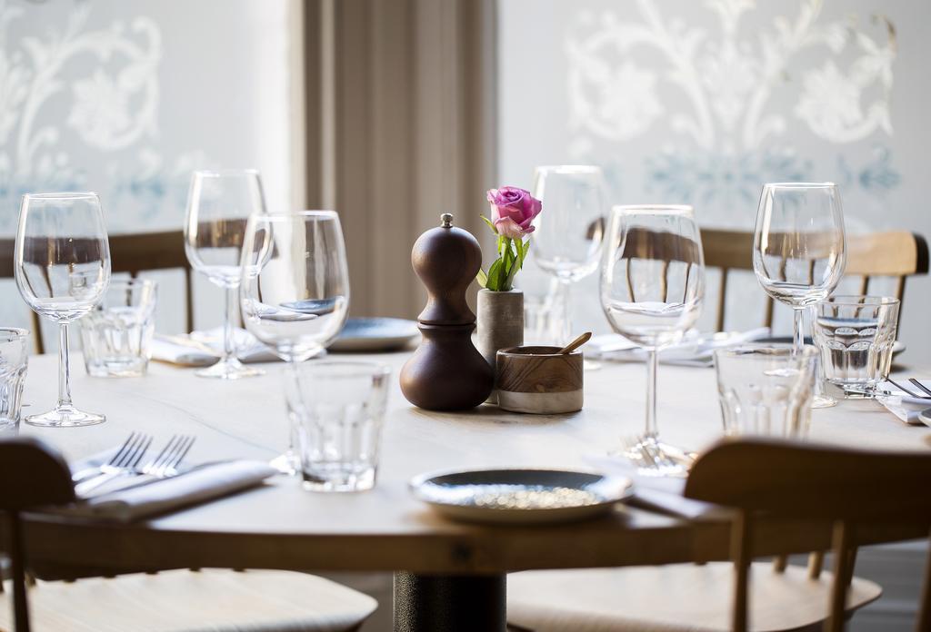 The Wife Of Bath Restaurant With Rooms 애슈퍼드 외부 사진