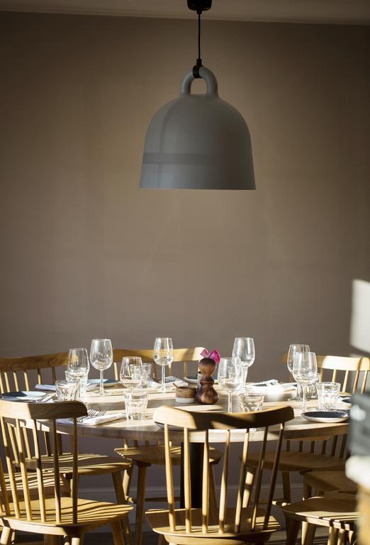 The Wife Of Bath Restaurant With Rooms 애슈퍼드 외부 사진