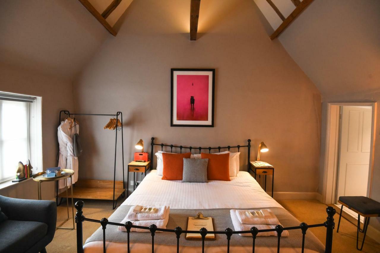 The Wife Of Bath Restaurant With Rooms 애슈퍼드 외부 사진